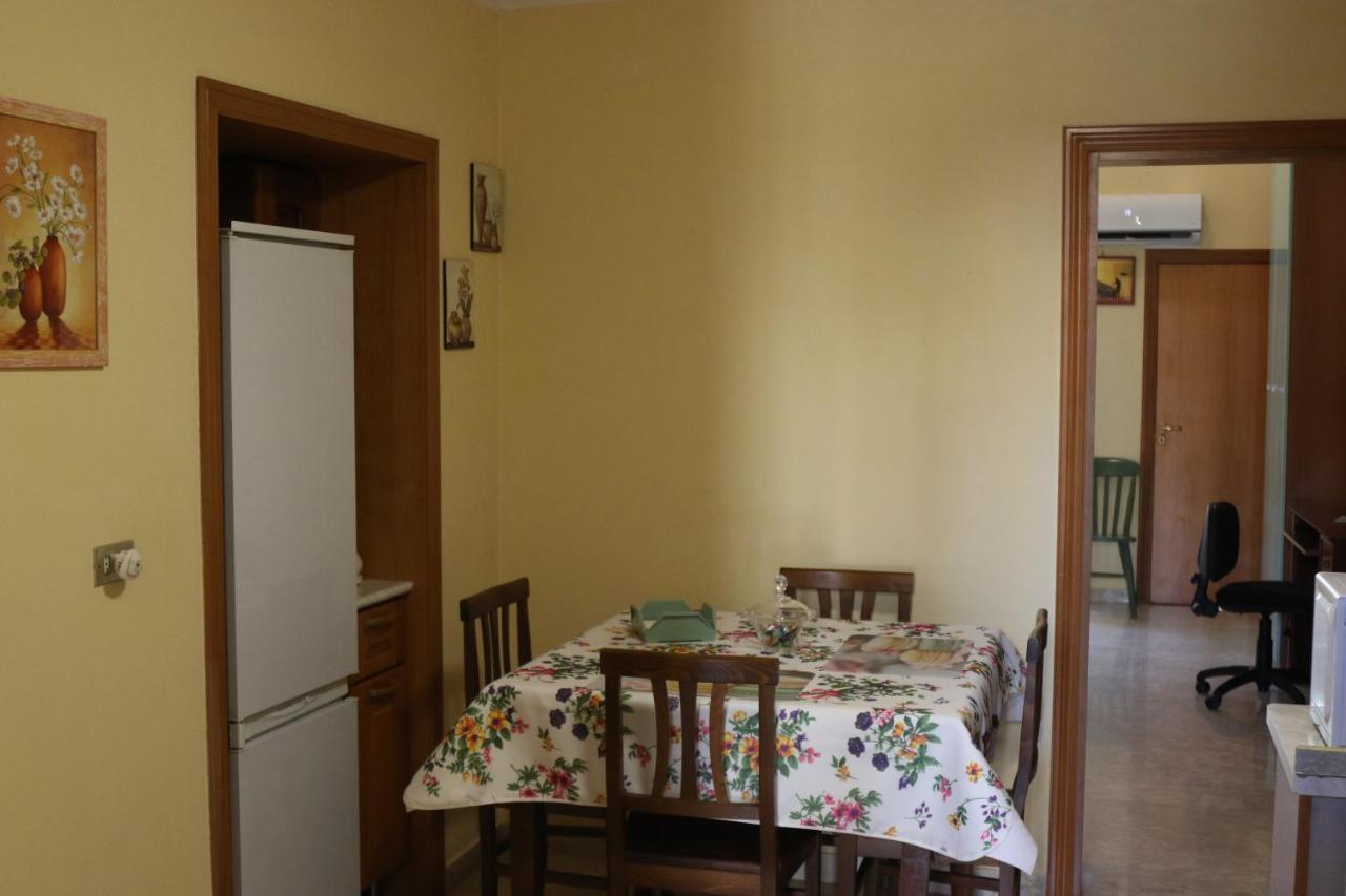 Holiday House Nel Cuore Di Bari Eksteriør bilde