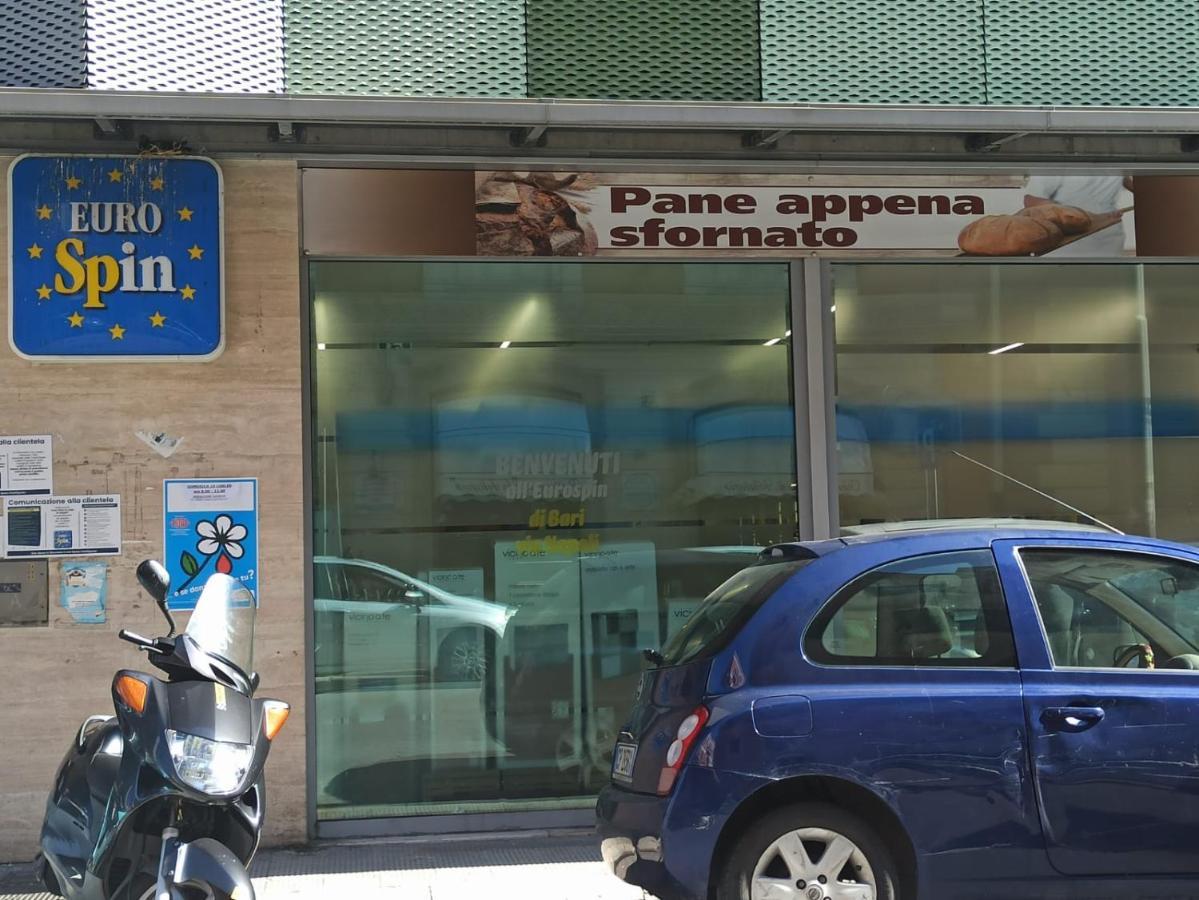 Holiday House Nel Cuore Di Bari Eksteriør bilde